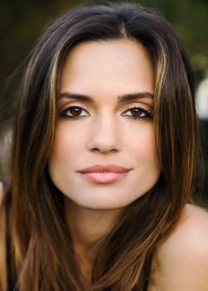 Torrey DeVitto